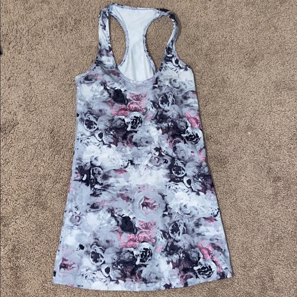 Lululemon floral tank top!